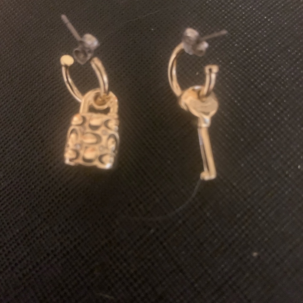 Coach Light Blue and Gold Bangle Bracelet with Lock and Key Earrings - Picture 3 of 5